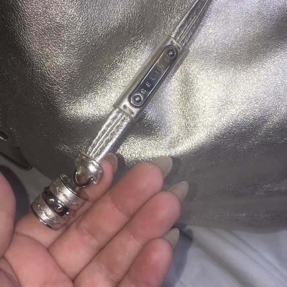 photos of Celine Bittersweet, platinum gold w/CERT - Picture 5 of 8